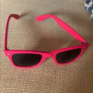 Hot pink wayfair sunglasses